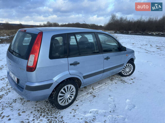 Синій Форд Фьюжен, об'ємом двигуна 1.4 л та пробігом 173 тис. км за 3999 $, фото 10 на Automoto.ua