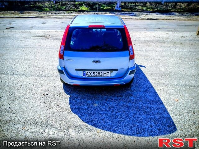 Синій Форд Фьюжен, об'ємом двигуна 1.4 л та пробігом 160 тис. км за 4800 $, фото 4 на Automoto.ua
