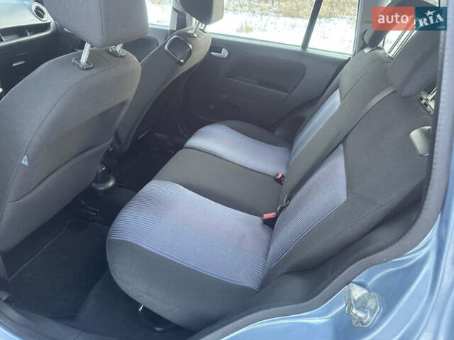 Синій Форд Фьюжен, об'ємом двигуна 1.4 л та пробігом 173 тис. км за 3999 $, фото 12 на Automoto.ua