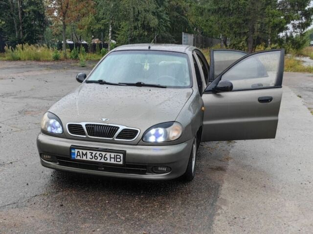 Синий Форд Фьюжн, объемом двигателя 1.39 л и пробегом 190 тыс. км за 5450 $, фото 5 на Automoto.ua