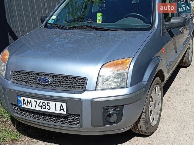 Синий Форд Фьюжн, объемом двигателя 1.6 л и пробегом 220 тыс. км за 5000 $, фото 4 на Automoto.ua