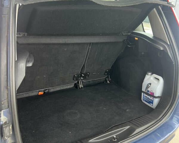 Синій Форд Фьюжен, об'ємом двигуна 1.4 л та пробігом 256 тис. км за 4850 $, фото 24 на Automoto.ua