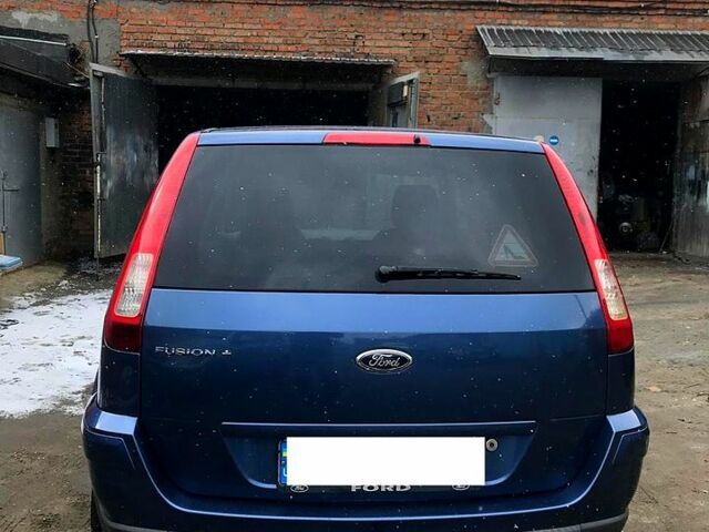 Синій Форд Фьюжен, об'ємом двигуна 14 л та пробігом 233 тис. км за 5400 $, фото 3 на Automoto.ua