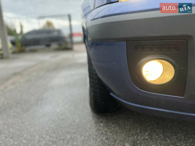 Форд Фьюжен 2006 у Чернігові на Automoto.ua Синій Форд Фьюжен, об'ємом двигуна 1.6 л та пробігом 18 тис. км за 6500 $, фото 25 на Automoto.ua