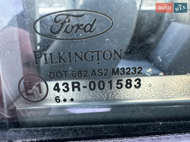 Синій Форд Фьюжен, об'ємом двигуна 1.4 л та пробігом 173 тис. км за 3999 $, фото 39 на Automoto.ua