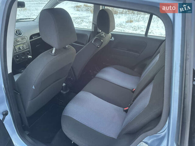 Синій Форд Фьюжен, об'ємом двигуна 1.4 л та пробігом 173 тис. км за 3999 $, фото 15 на Automoto.ua