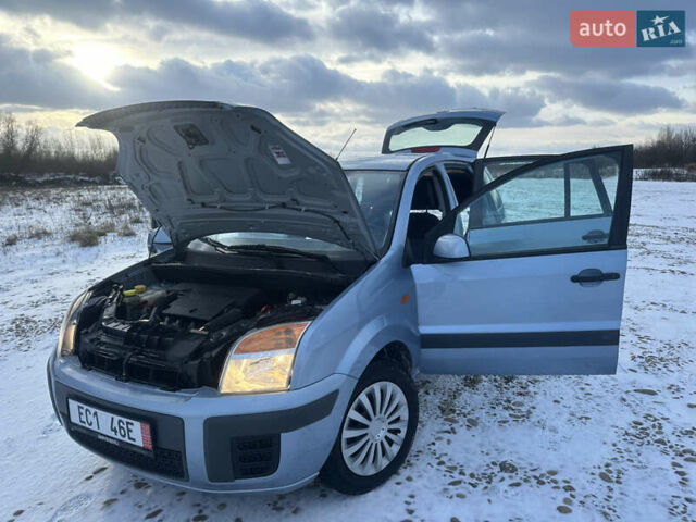 Синій Форд Фьюжен, об'ємом двигуна 1.4 л та пробігом 173 тис. км за 3999 $, фото 19 на Automoto.ua