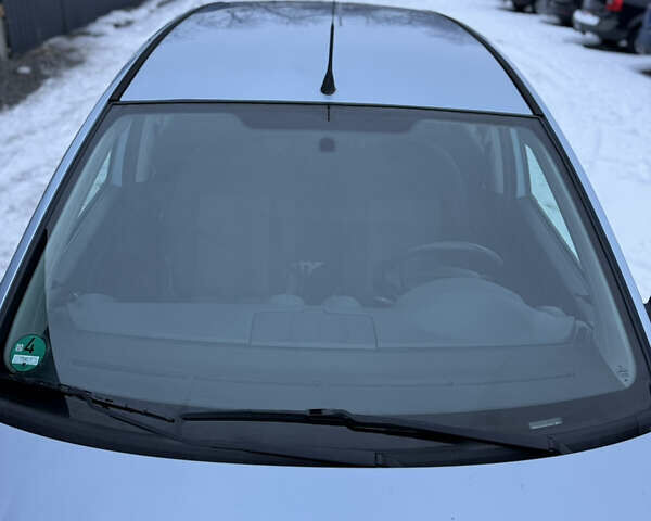 Синій Форд Фьюжен, об'ємом двигуна 1.4 л та пробігом 195 тис. км за 4750 $, фото 60 на Automoto.ua