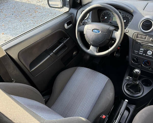 Синій Форд Фьюжен, об'ємом двигуна 1.4 л та пробігом 188 тис. км за 4900 $, фото 111 на Automoto.ua