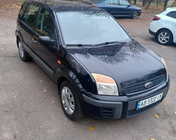Синій Форд Фьюжен, об'ємом двигуна 1.39 л та пробігом 225 тис. км за 4200 $, фото 4 на Automoto.ua