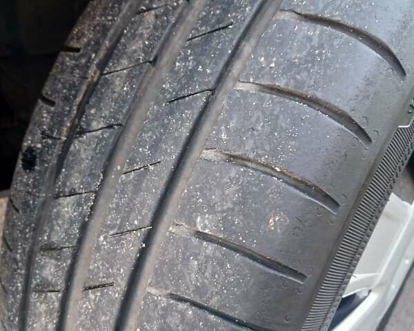 Синій Форд Фьюжен, об'ємом двигуна 1.24 л та пробігом 123 тис. км за 5300 $, фото 9 на Automoto.ua