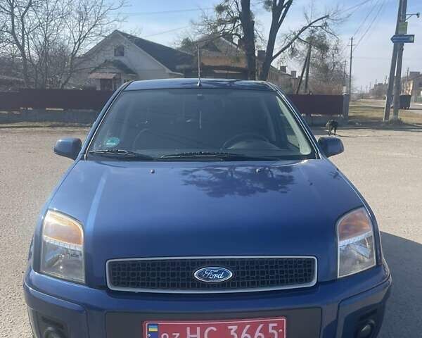 Форд Фьюжн 2007 в Ровно на Automoto.ua Синий Форд Фьюжн, объемом двигателя 1.4 л и пробегом 190 тыс. км за 5350 $, фото 2 на Automoto.ua