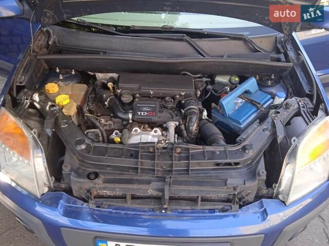 Синий Форд Фьюжн, объемом двигателя 1.4 л и пробегом 315 тыс. км за 3500 $, фото 10 на Automoto.ua