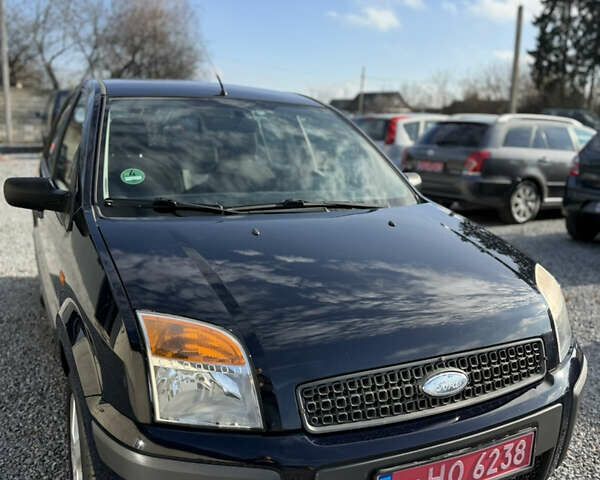 Синій Форд Фьюжен, об'ємом двигуна 1.4 л та пробігом 188 тис. км за 4900 $, фото 2 на Automoto.ua