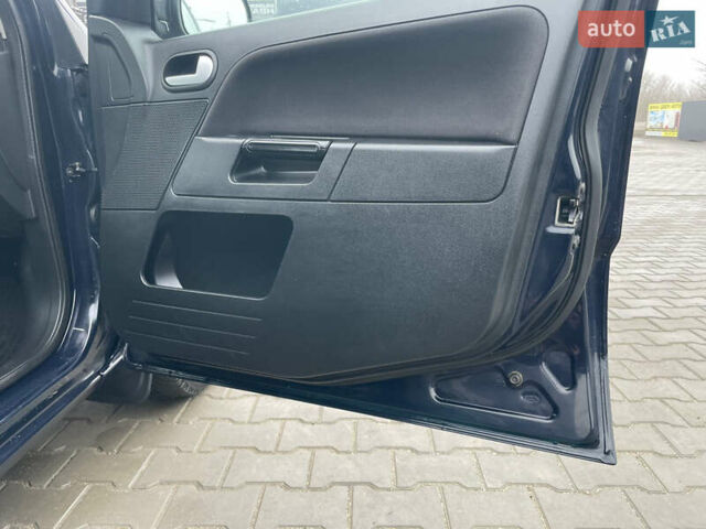 Синий Форд Фьюжн, объемом двигателя 1.4 л и пробегом 220 тыс. км за 4300 $, фото 28 на Automoto.ua