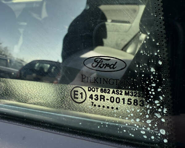Синій Форд Фьюжен, об'ємом двигуна 1.4 л та пробігом 188 тис. км за 4900 $, фото 84 на Automoto.ua