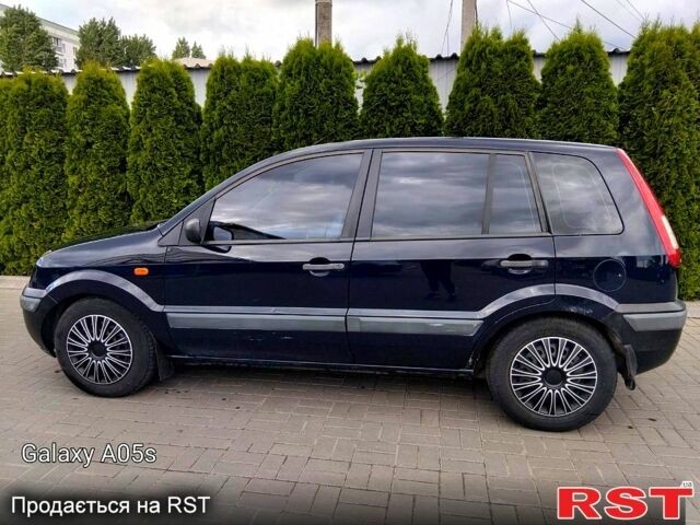 Синій Форд Фьюжен, об'ємом двигуна 1.2 л та пробігом 283 тис. км за 3500 $, фото 1 на Automoto.ua