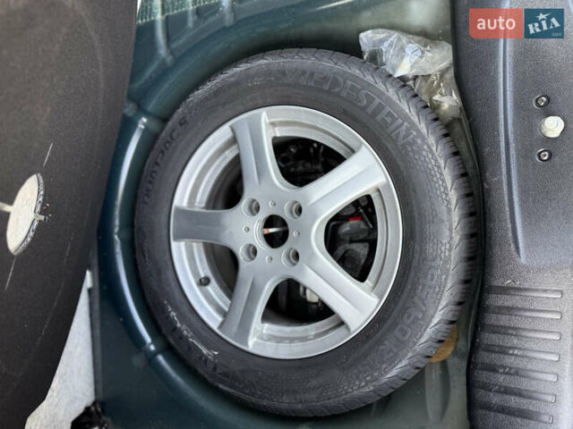 Синій Форд Фьюжен, об'ємом двигуна 1.4 л та пробігом 188 тис. км за 4900 $, фото 140 на Automoto.ua