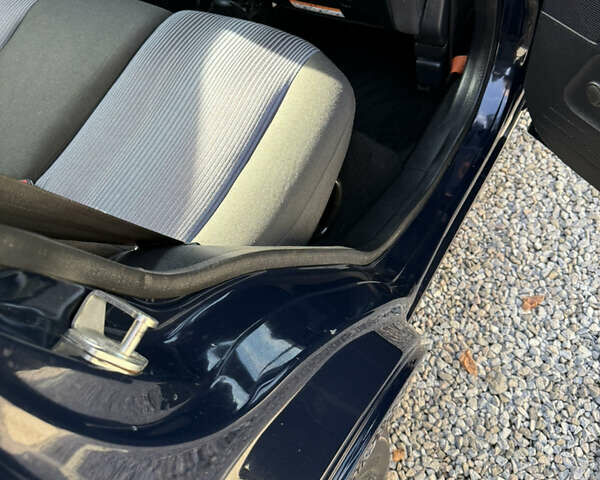 Синій Форд Фьюжен, об'ємом двигуна 1.4 л та пробігом 188 тис. км за 4900 $, фото 156 на Automoto.ua