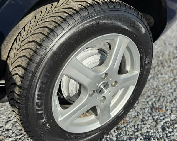 Синій Форд Фьюжен, об'ємом двигуна 1.4 л та пробігом 188 тис. км за 4900 $, фото 31 на Automoto.ua