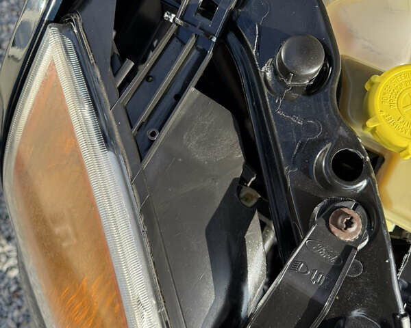 Синій Форд Фьюжен, об'ємом двигуна 1.4 л та пробігом 188 тис. км за 4900 $, фото 48 на Automoto.ua