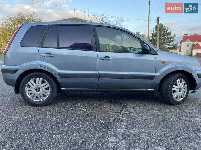 Синій Форд Фьюжен, об'ємом двигуна 1.6 л та пробігом 167 тис. км за 4200 $, фото 7 на Automoto.ua