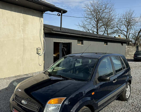 Синій Форд Фьюжен, об'ємом двигуна 1.4 л та пробігом 188 тис. км за 4900 $, фото 7 на Automoto.ua