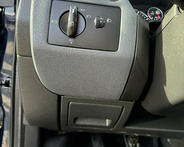 Синій Форд Фьюжен, об'ємом двигуна 1.4 л та пробігом 188 тис. км за 4900 $, фото 99 на Automoto.ua