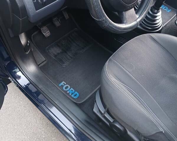 Синій Форд Фьюжен, об'ємом двигуна 1.24 л та пробігом 123 тис. км за 5300 $, фото 10 на Automoto.ua