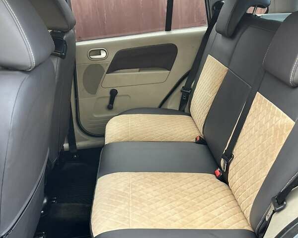Синий Форд Фьюжн, объемом двигателя 1.39 л и пробегом 303 тыс. км за 5200 $, фото 16 на Automoto.ua