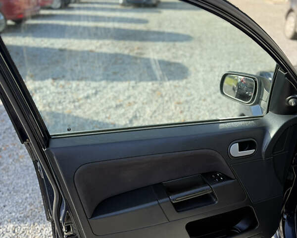 Синій Форд Фьюжен, об'ємом двигуна 1.4 л та пробігом 188 тис. км за 4900 $, фото 127 на Automoto.ua