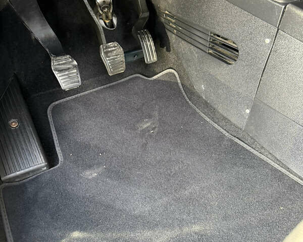 Синій Форд Фьюжен, об'ємом двигуна 1.4 л та пробігом 188 тис. км за 4900 $, фото 102 на Automoto.ua