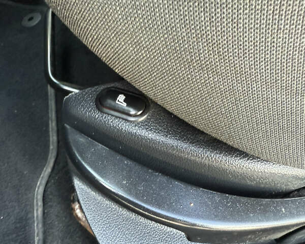 Синій Форд Фьюжен, об'ємом двигуна 1.4 л та пробігом 188 тис. км за 4900 $, фото 101 на Automoto.ua