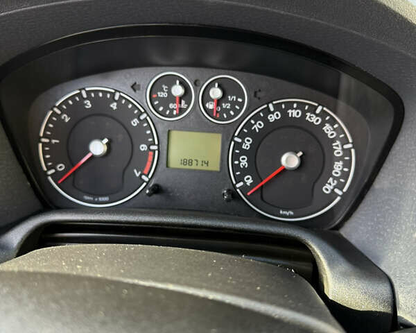 Синій Форд Фьюжен, об'ємом двигуна 1.4 л та пробігом 188 тис. км за 4900 $, фото 94 на Automoto.ua