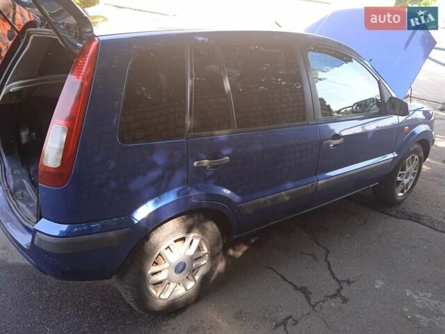 Синий Форд Фьюжн, объемом двигателя 1.4 л и пробегом 315 тыс. км за 3500 $, фото 5 на Automoto.ua