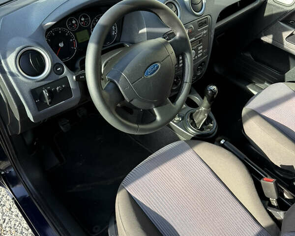 Синій Форд Фьюжен, об'ємом двигуна 1.4 л та пробігом 188 тис. км за 4900 $, фото 89 на Automoto.ua