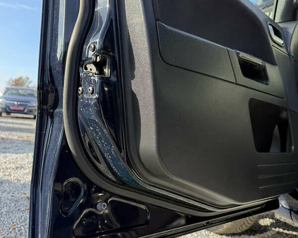 Синій Форд Фьюжен, об'ємом двигуна 1.4 л та пробігом 188 тис. км за 4900 $, фото 151 на Automoto.ua