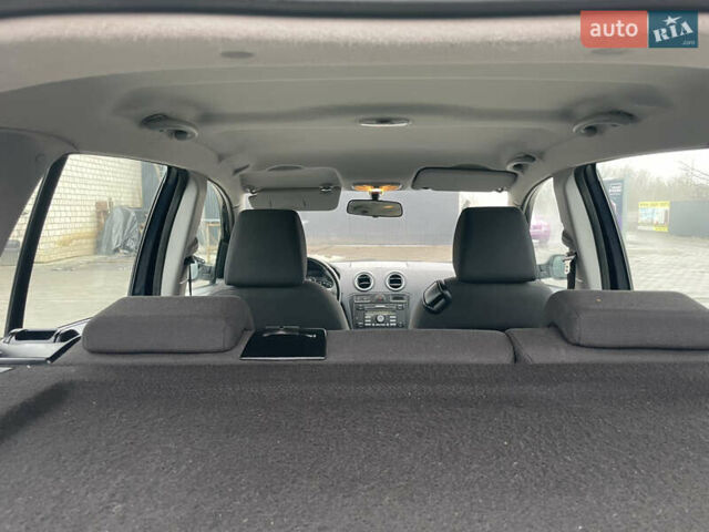 Синий Форд Фьюжн, объемом двигателя 1.4 л и пробегом 220 тыс. км за 4300 $, фото 23 на Automoto.ua