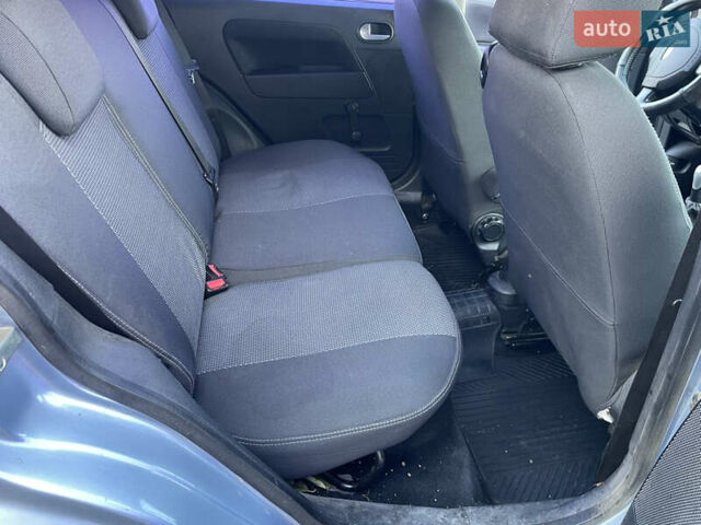 Синій Форд Фьюжен, об'ємом двигуна 1.6 л та пробігом 167 тис. км за 4200 $, фото 11 на Automoto.ua