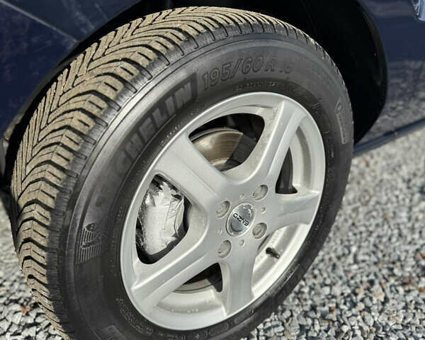 Синій Форд Фьюжен, об'ємом двигуна 1.4 л та пробігом 188 тис. км за 4900 $, фото 30 на Automoto.ua