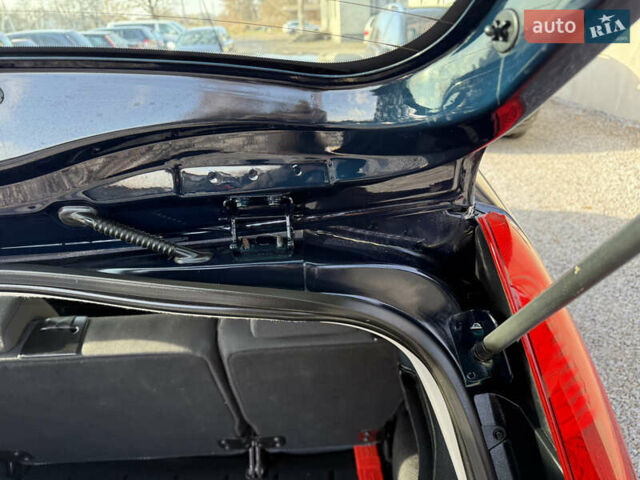 Синій Форд Фьюжен, об'ємом двигуна 1.4 л та пробігом 188 тис. км за 4900 $, фото 146 на Automoto.ua