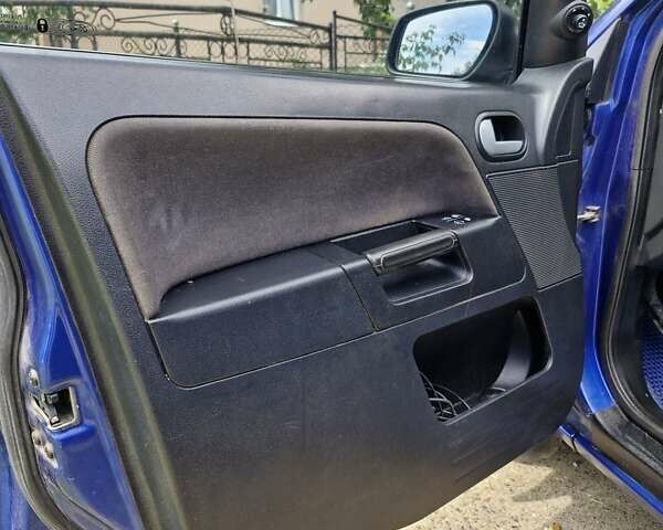 Синий Форд Фьюжн, объемом двигателя 1.4 л и пробегом 130 тыс. км за 4400 $, фото 30 на Automoto.ua