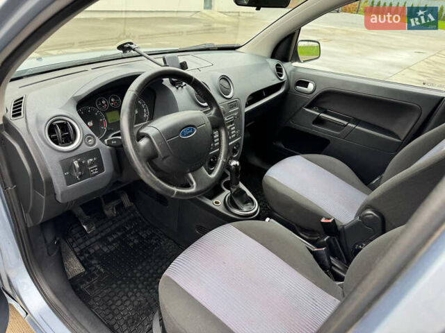 Форд Фьюжн 2007 в Луцке на Automoto.ua Синий Форд Фьюжн, объемом двигателя 1.6 л и пробегом 302 тыс. км за 4600 $, фото 13 на Automoto.ua