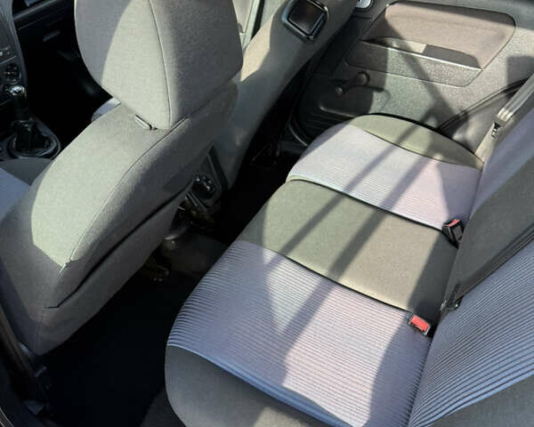 Синій Форд Фьюжен, об'ємом двигуна 1.4 л та пробігом 188 тис. км за 4900 $, фото 103 на Automoto.ua