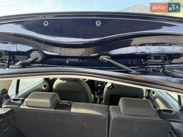 Синій Форд Фьюжен, об'ємом двигуна 1.4 л та пробігом 188 тис. км за 4900 $, фото 145 на Automoto.ua