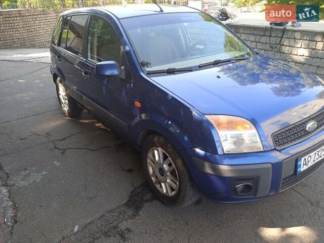 Синий Форд Фьюжн, объемом двигателя 1.4 л и пробегом 315 тыс. км за 3500 $, фото 3 на Automoto.ua