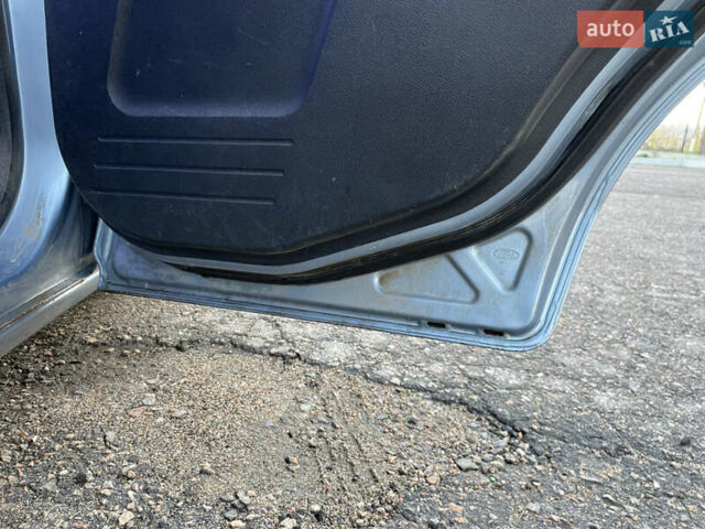Синій Форд Фьюжен, об'ємом двигуна 1.6 л та пробігом 167 тис. км за 4200 $, фото 13 на Automoto.ua