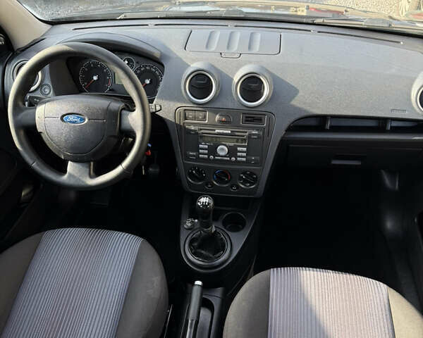 Синій Форд Фьюжен, об'ємом двигуна 1.4 л та пробігом 188 тис. км за 4900 $, фото 112 на Automoto.ua