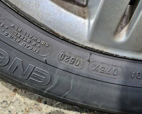 Синий Форд Фьюжн, объемом двигателя 1.4 л и пробегом 130 тыс. км за 4400 $, фото 6 на Automoto.ua