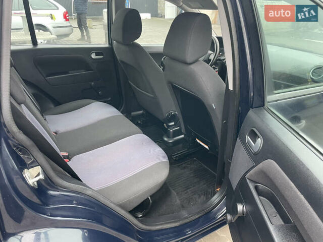 Синий Форд Фьюжн, объемом двигателя 1.4 л и пробегом 220 тыс. км за 4300 $, фото 17 на Automoto.ua